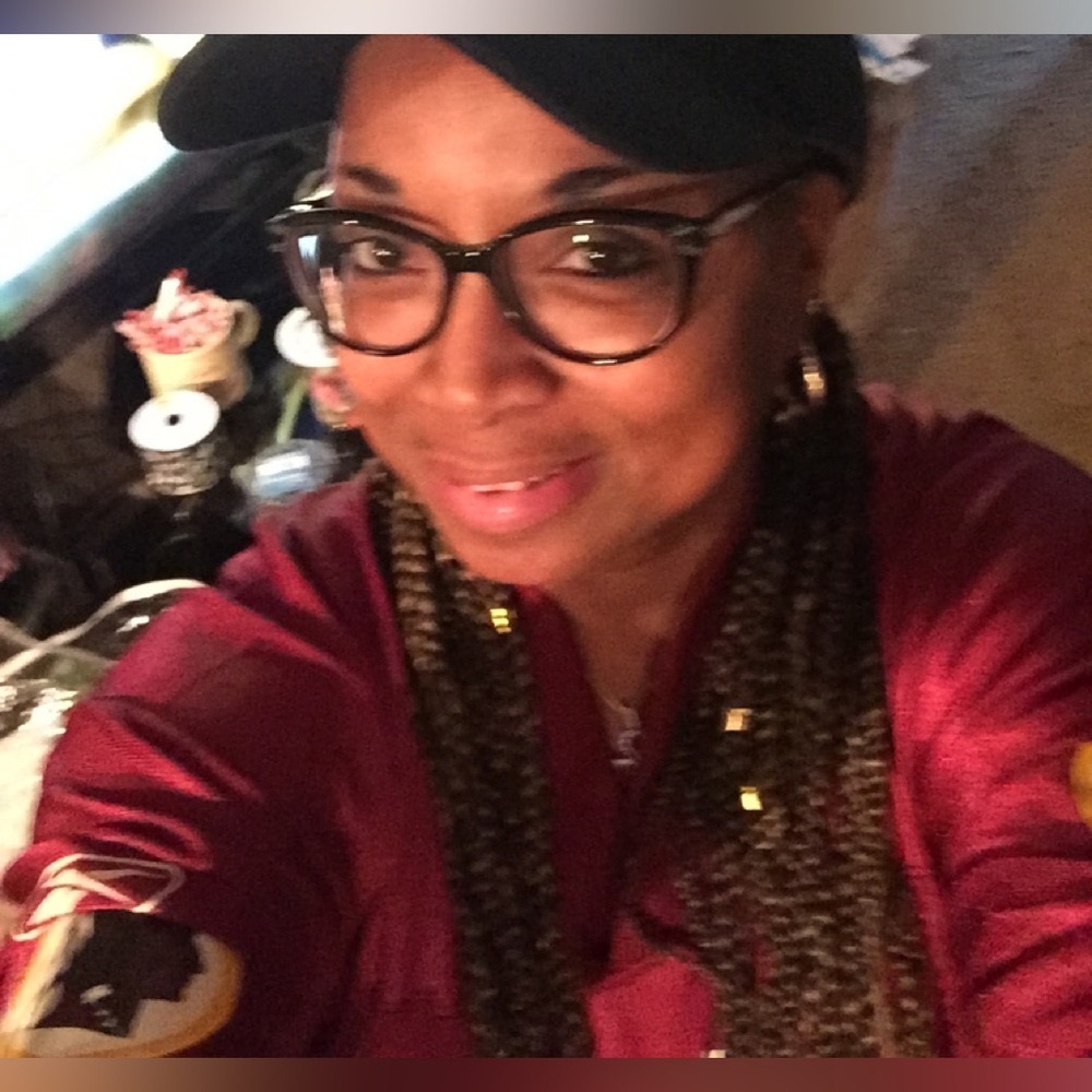 Meet your Posher, Tara